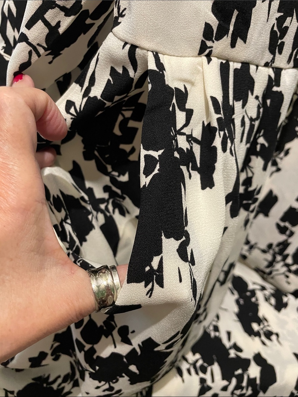 CAbi Black & White Graphic Print Top - Picture 6 of 16